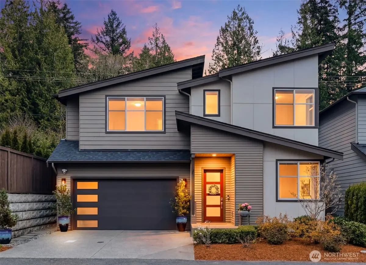 24387 NE 24th Street, Sammamish, WA 98074 - #1