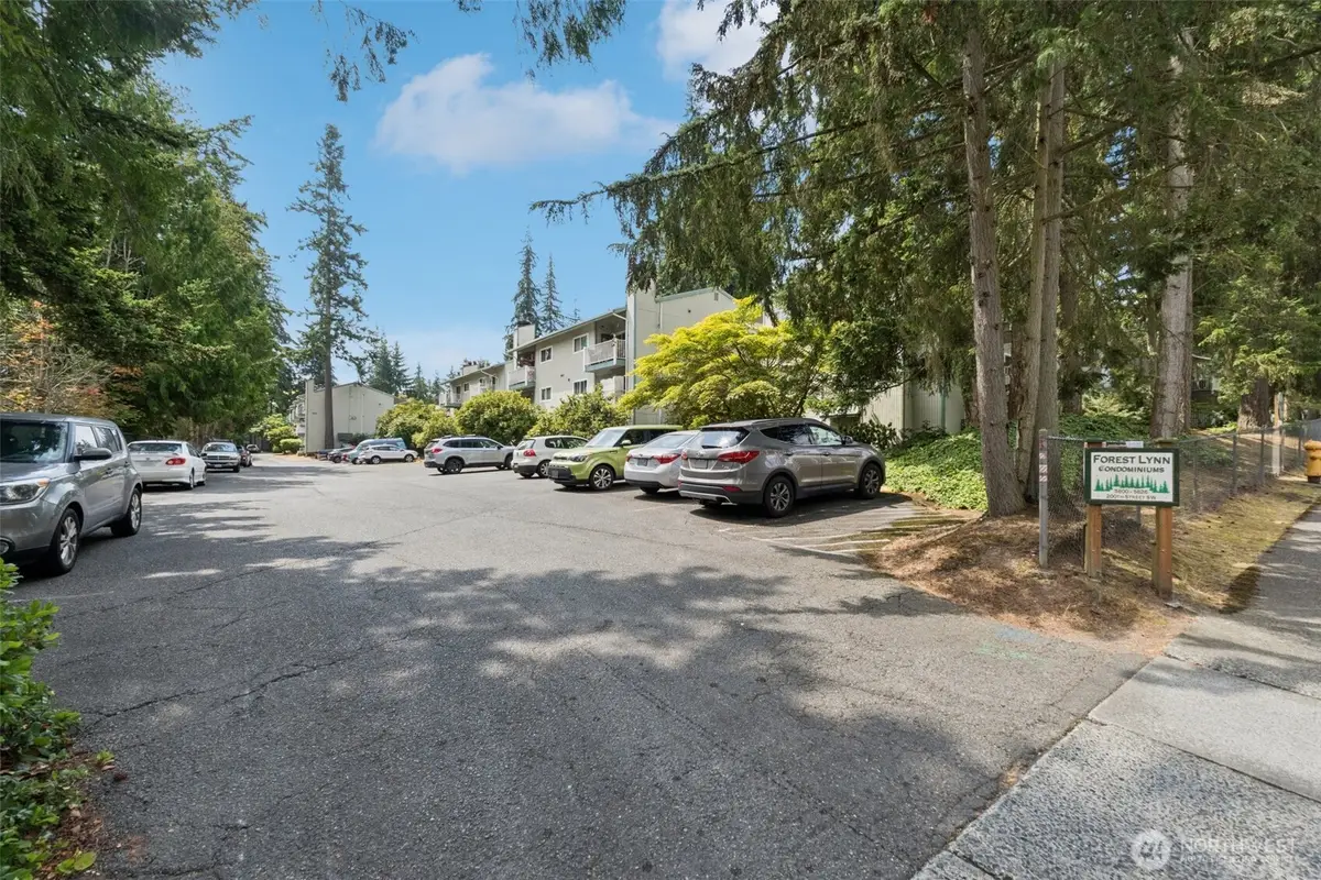 5806 200th Street Sw #F, Lynnwood, WA 98036 - #1
