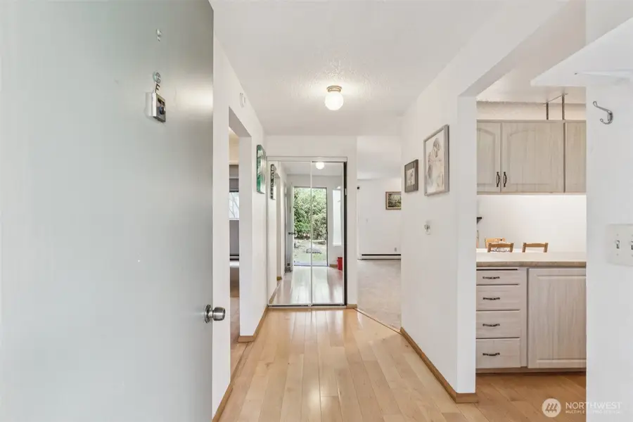 5806 200th Street Sw #F, Lynnwood, WA 98036 - #3