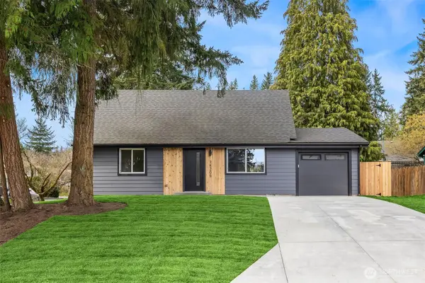 14205 77th Avenue Ne, Kirkland, WA 98034
