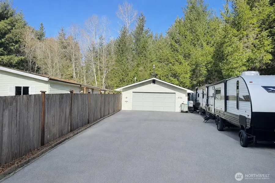 521 NE Larson Lake Rd, Belfair, WA 98528 - #2