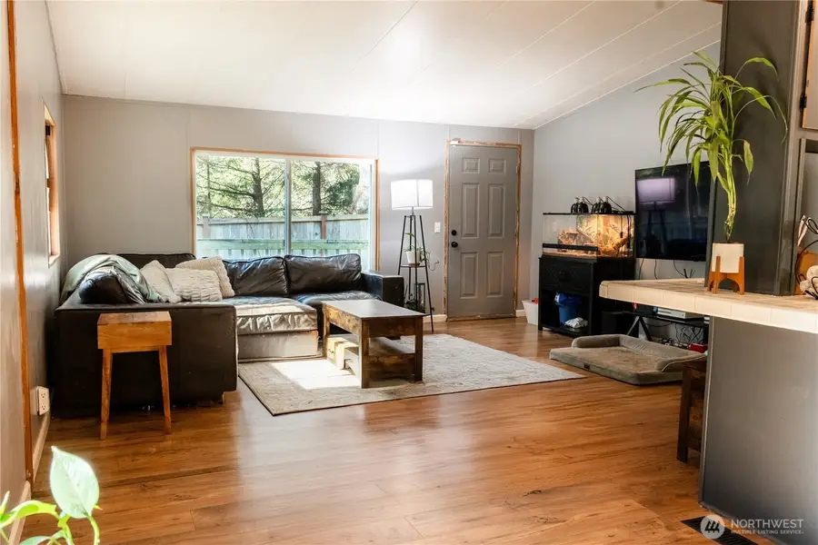 521 NE Larson Lake Rd, Belfair, WA 98528 - #3