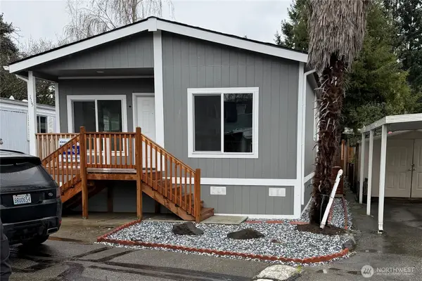 7301 NE 175th Street #115, Kenmore, WA 98028