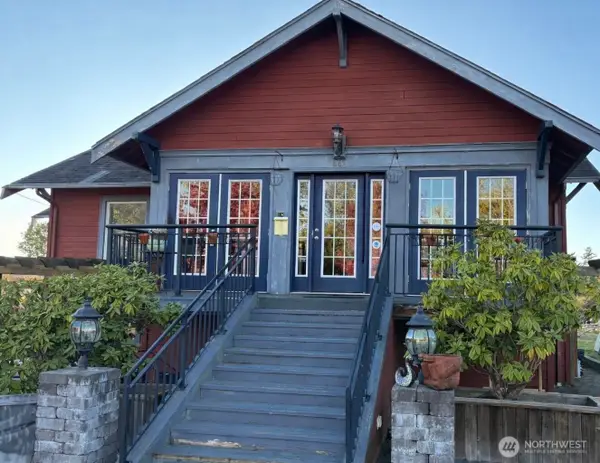 465 Tyee Drive, Point Roberts, WA 98281
