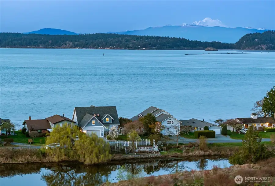 817 Shorecrest Drive, Oak Harbor, WA 98277 - #3
