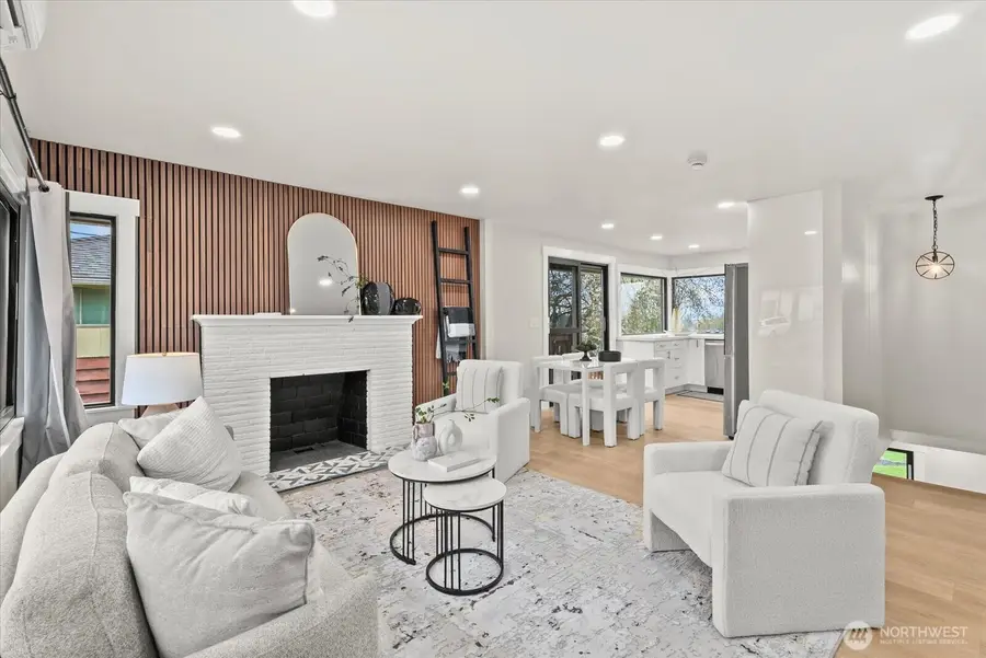 6014 31st Avenue S, Seattle, WA 98108 - #2