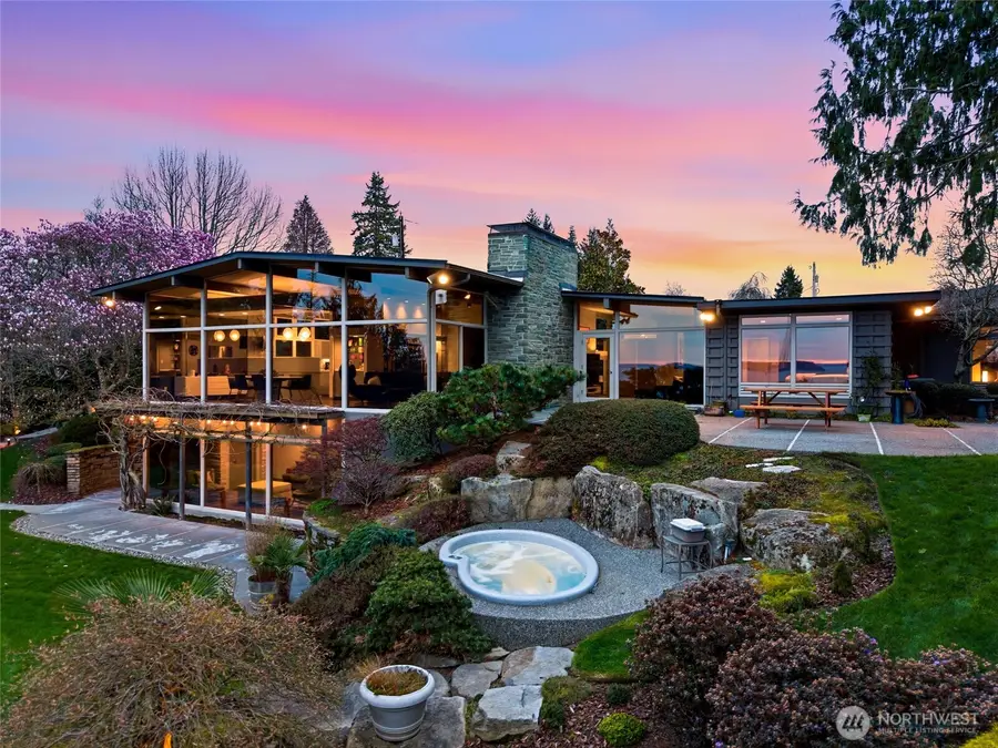 316 Heather Road, Everett, WA 98203 - #3