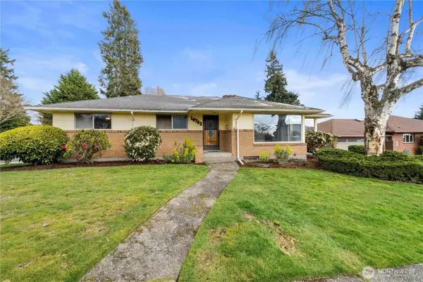 10702 39th Avenue Sw, Seattle, WA 98146