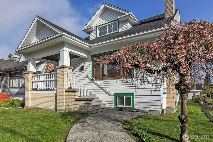 2158 N 50th Street, Seattle, WA 98103 - #2