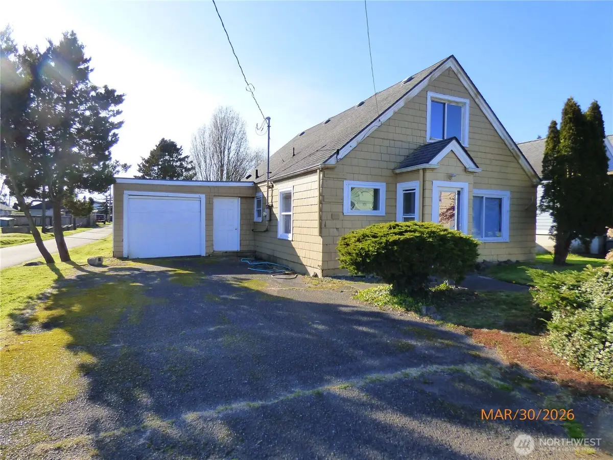 615 Haight Street, Aberdeen, WA 98520 - #1