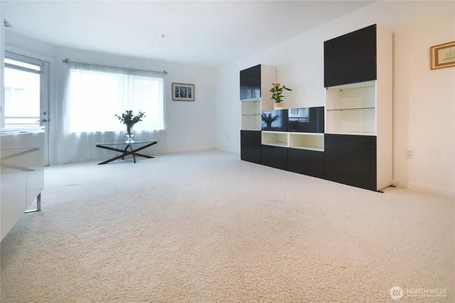 12534 15th Avenue Ne #12, Seattle, WA 98125 - #2