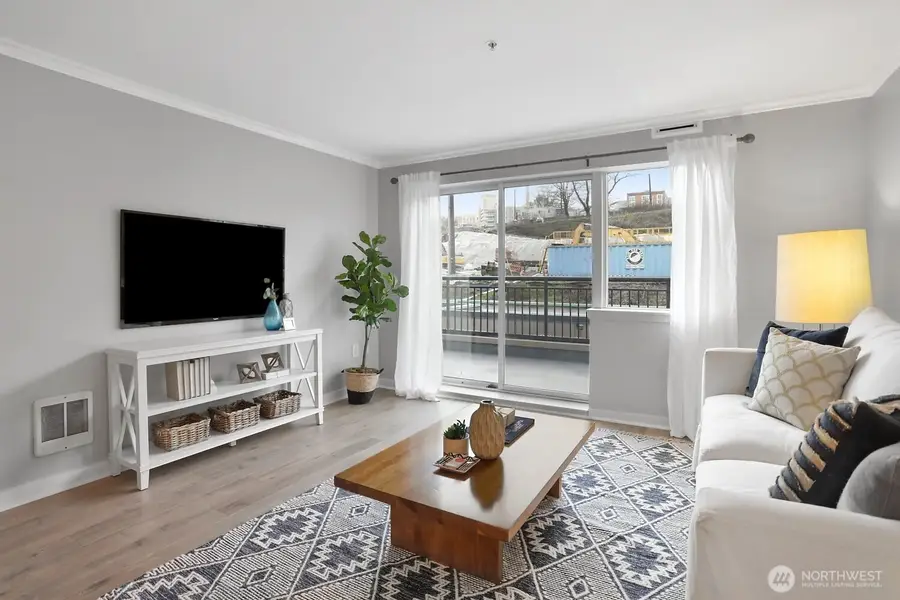 321 10th Avenue S #604, Seattle, WA 98104 - #3