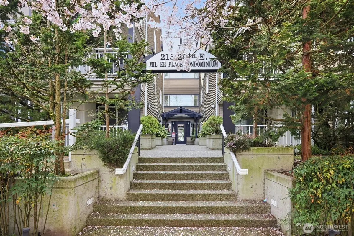 215 20th Avenue E #105, Seattle, WA 98112 - #1