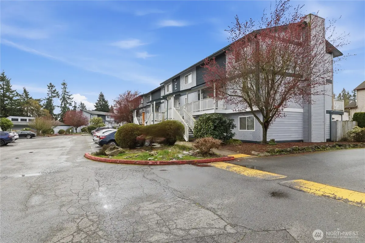 8823 Holly Drive #E201, Everett, WA 98208 - #1