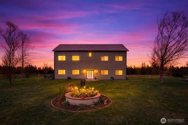 8225 Peace Park Drive, Custer, WA 98240