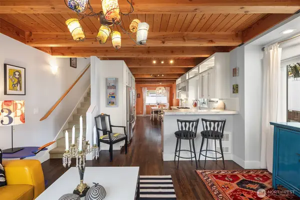 3010 NE 55th Street, Seattle, WA 98105