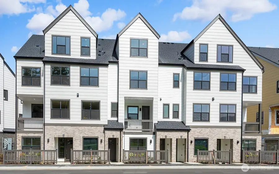 761 7th Avenue Nw, Issaquah, WA 98027 - #2