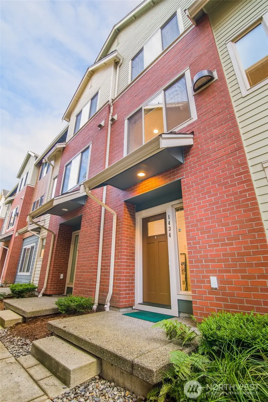 1434 157th Place Ne, Bellevue, WA 98008 - #2