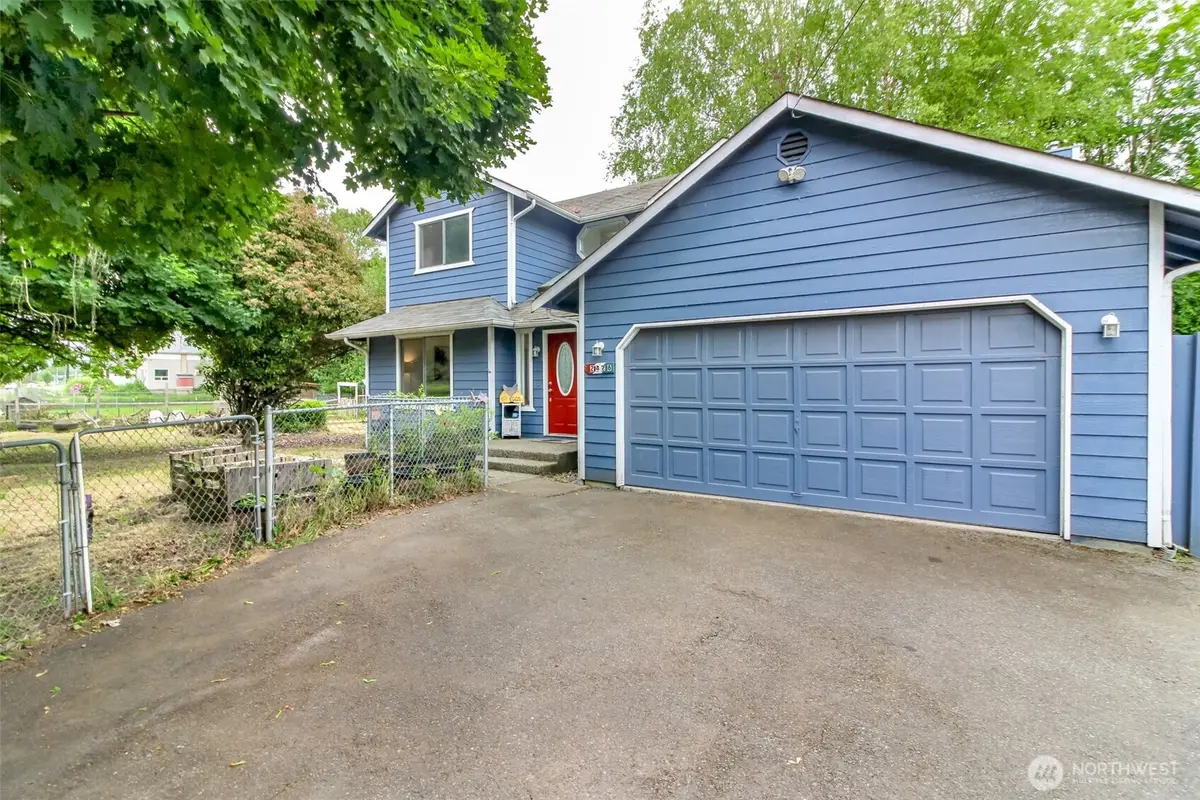 2426 E Pioneer, Puyallup, WA 98372 - #1