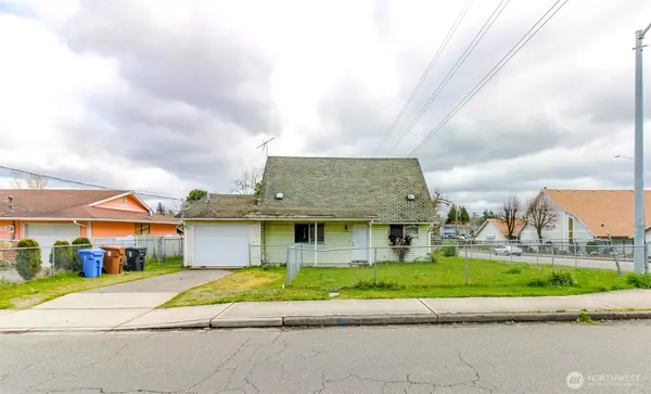 8317 S Sheridan Avenue, Tacoma, WA 98408