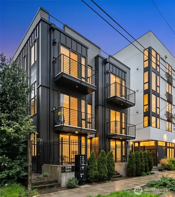 109 22nd Avenue E #F, Seattle, WA 98112