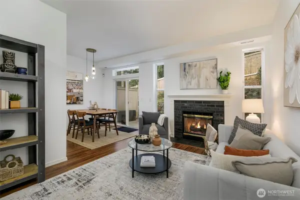 8828 238th Street Sw #C3, Edmonds, WA 98026