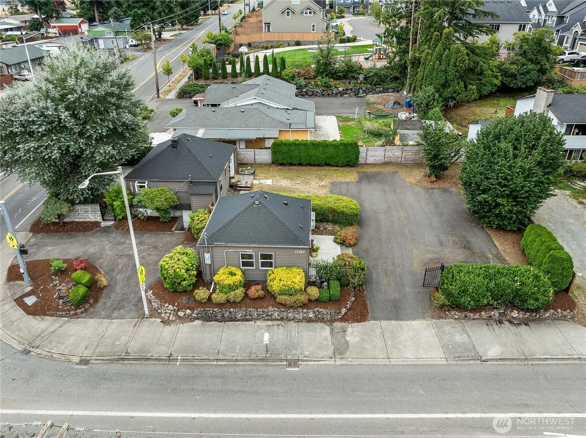 27003 124th Avenue Se, Kent, WA 98030 - #1