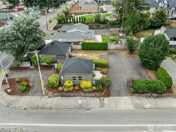 27003 124th Avenue Se, Kent, WA 98030