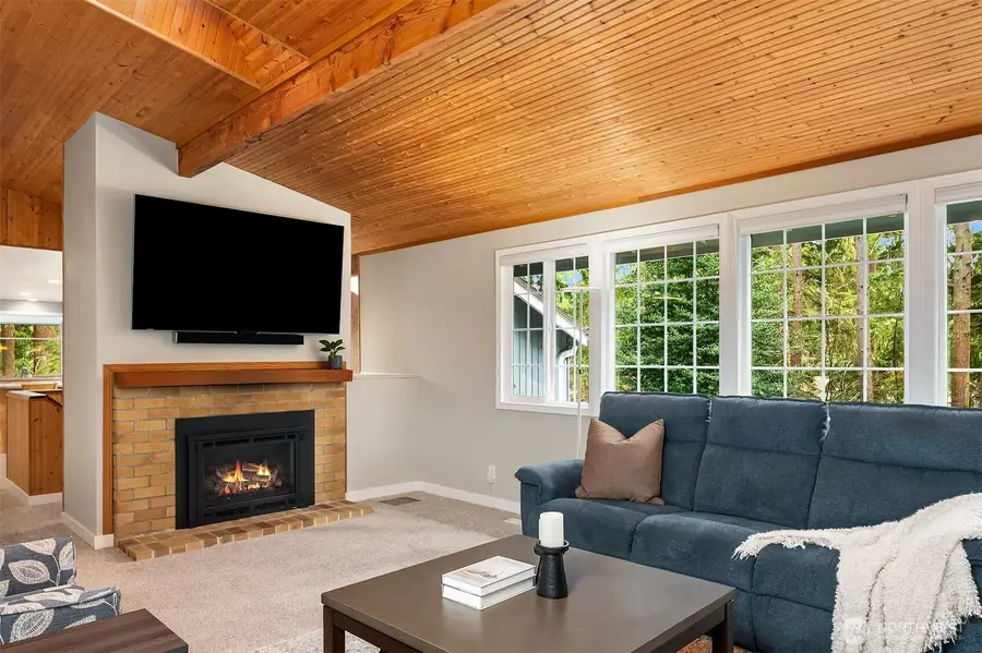 19522 NE 181st Street, Woodinville, WA 98077 - #2