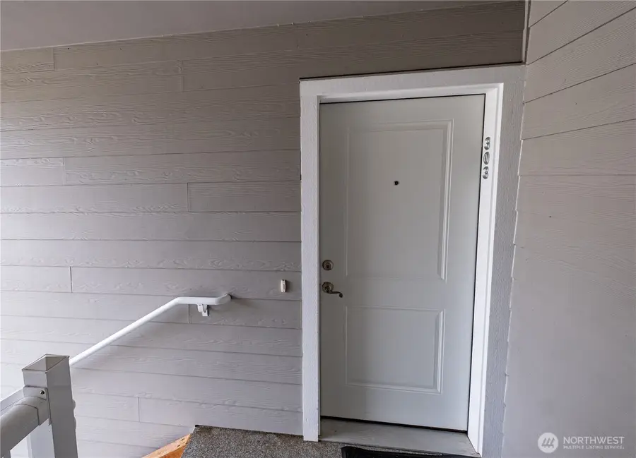 1651 SW Mulberry #E303, Oak Harbor, WA 98277 - #2