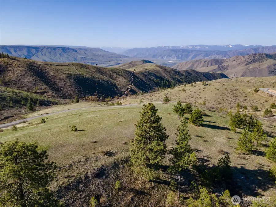 282 Hawks Ridge Road, Chelan, WA 98816 - #3