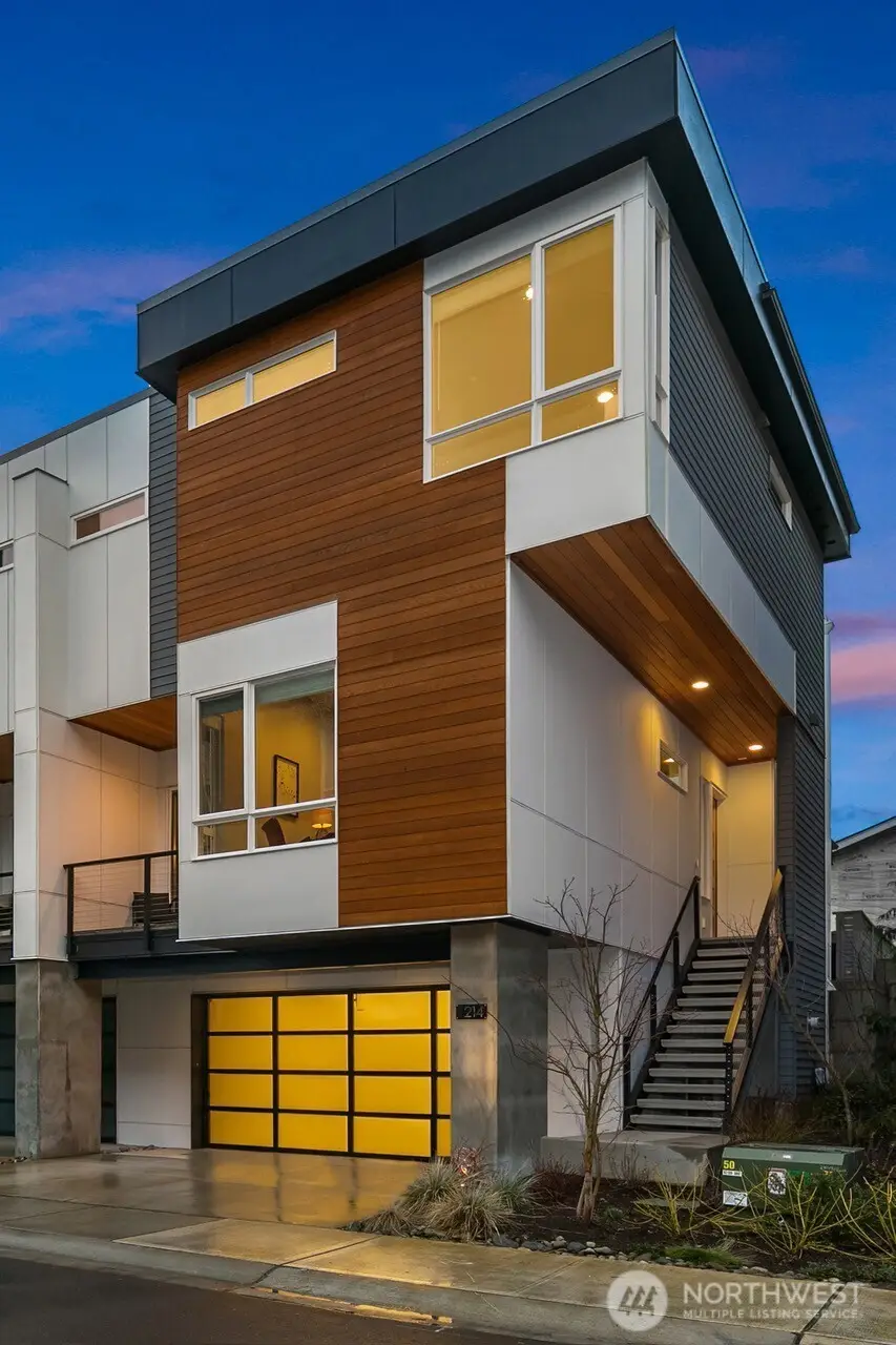 214 4th Court S #6, Kirkland, WA 98033 - #1