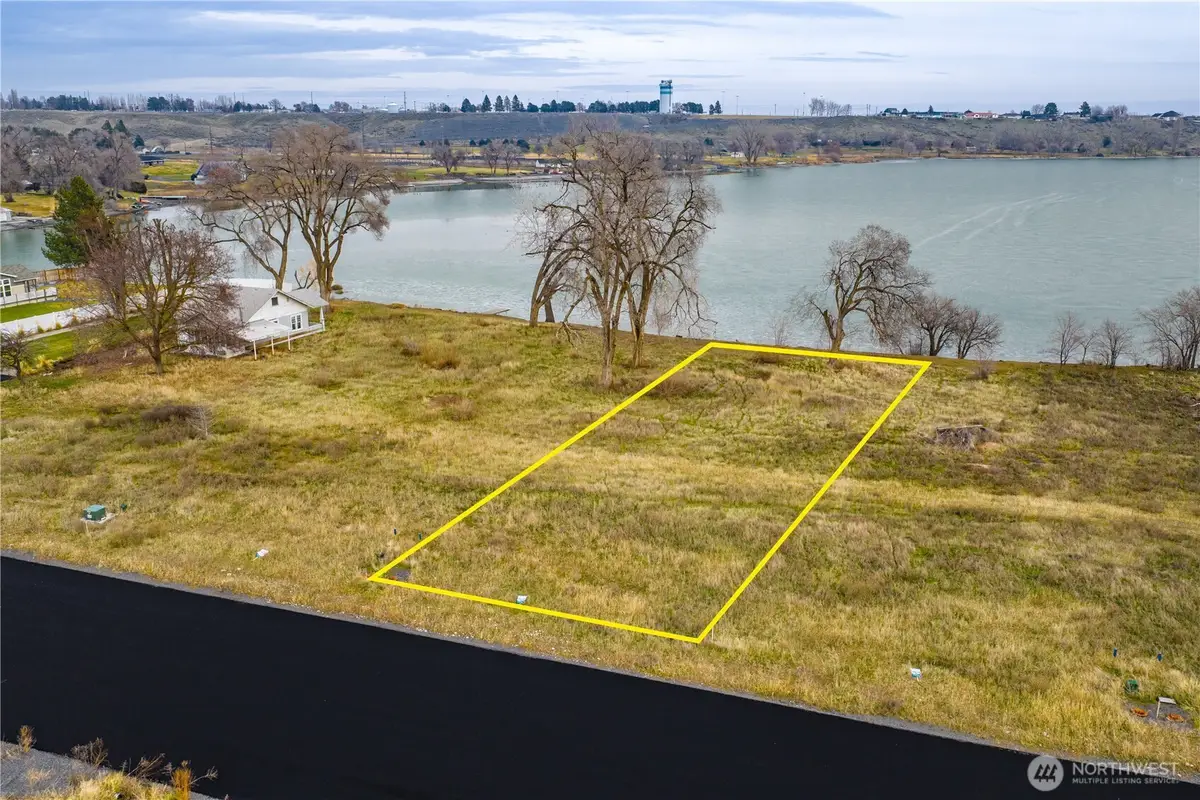 13 Valley Road Ne #Lot 13, Moses Lake, WA 98837 - #1