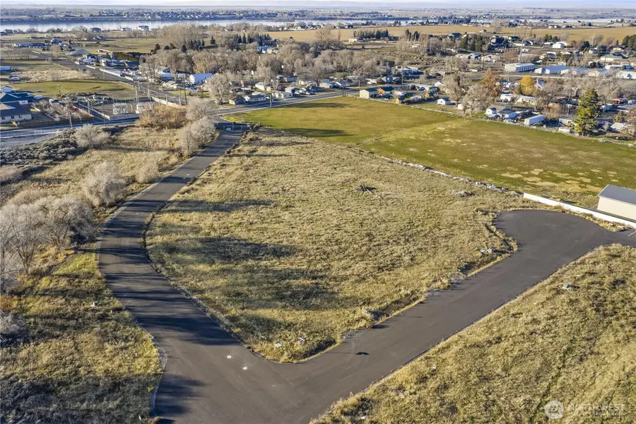 15 Valley Road Ne #Lot 15, Moses Lake, WA 98837 - #2
