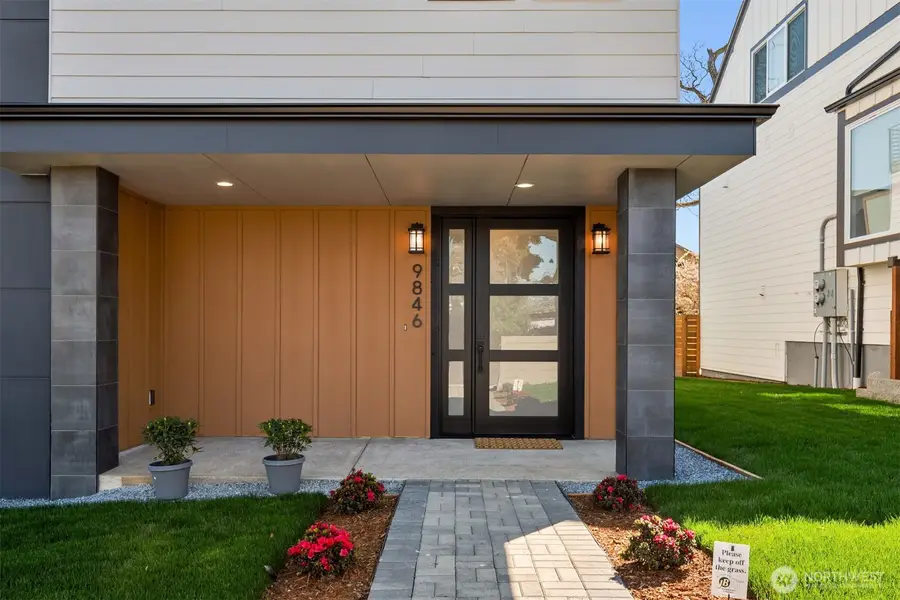 9846 62nd Avenue S #1, Seattle, WA 98118 - #3