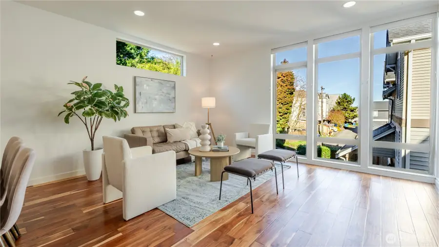 3245 21st Avenue W, Seattle, WA 98199 - #2