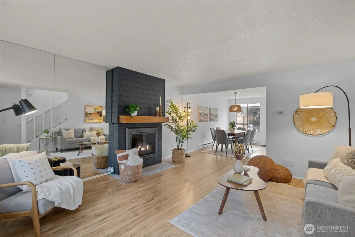 1717 150th Avenue Se, Bellevue, WA 98007 - #1