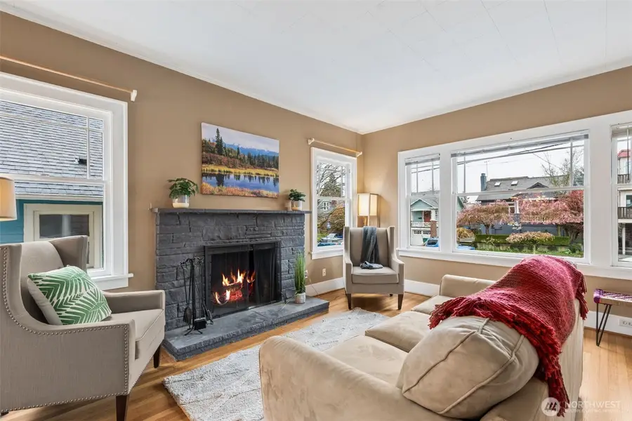 4220 Francis Avenue N, Seattle, WA 98103 - #3