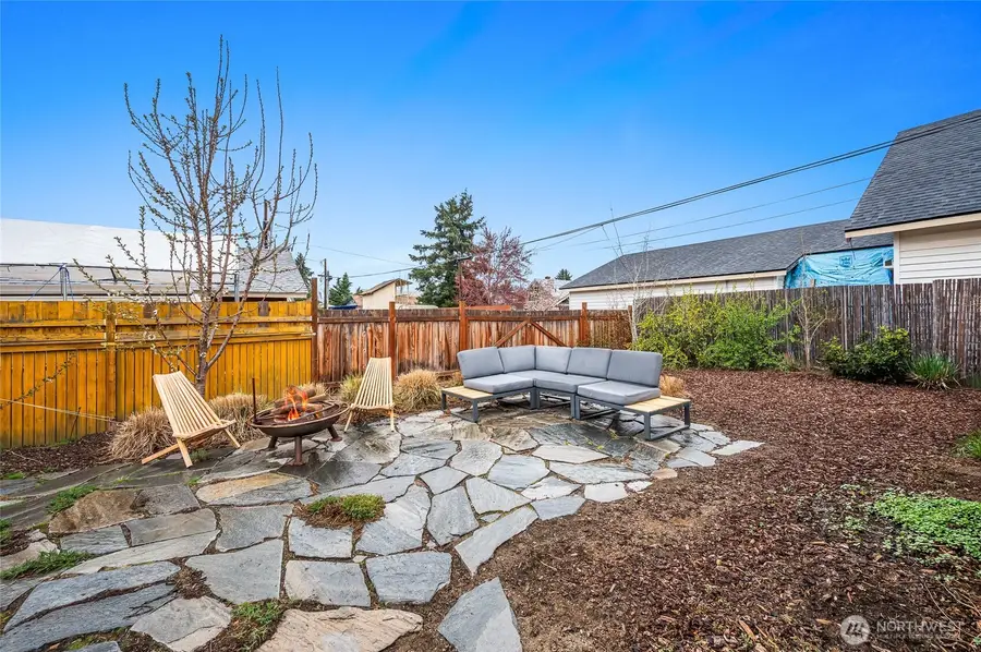 909 Kittitas Street, Wenatchee, WA 98801 - #2