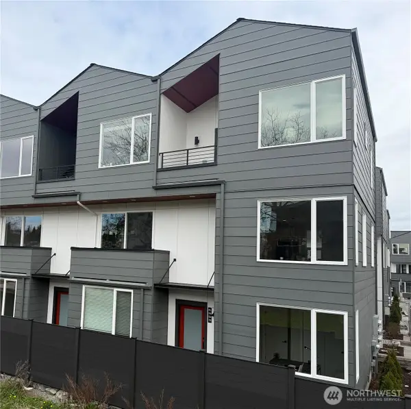 6953 42nd Avenue S, Seattle, WA 98118