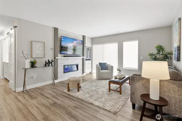 12303 Harbour Pointe Boulevard #T104, Mukilteo, WA 98275