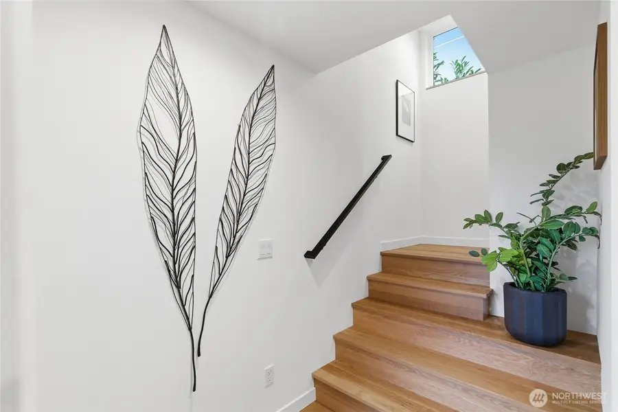 3646 Greenwood Avenue N #B, Seattle, WA 98103 - #3