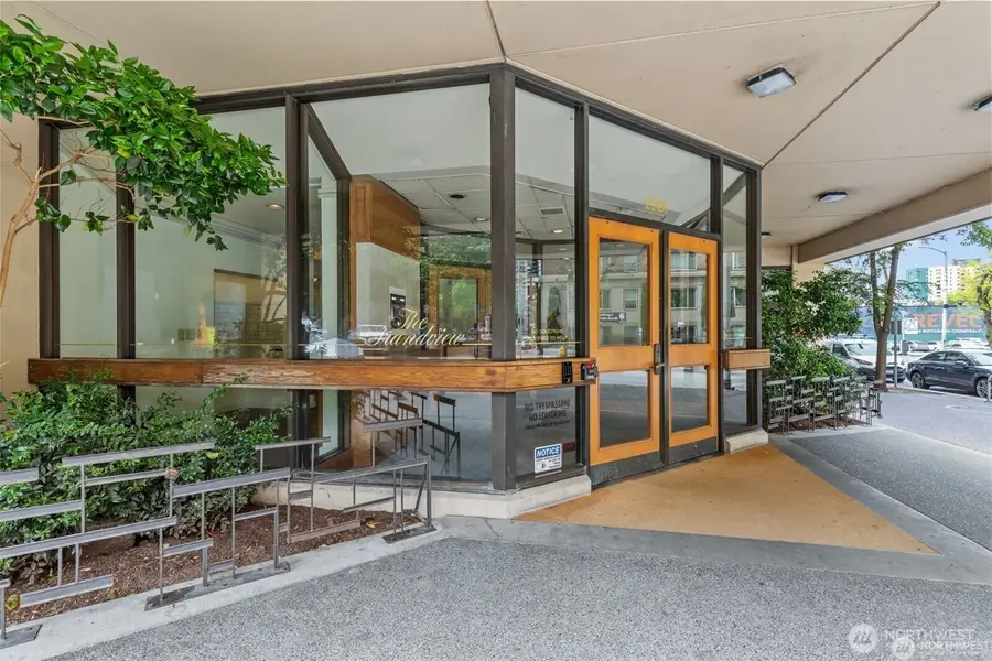 2201 3rd Avenue #2301, Seattle, WA 98121 - #3