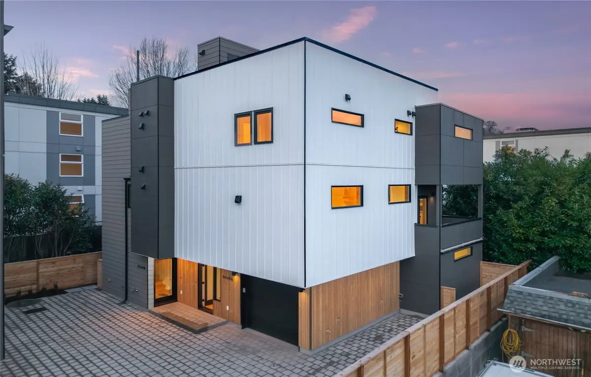 3646 Greenwood Avenue N #A, Seattle, WA 98103 - #1