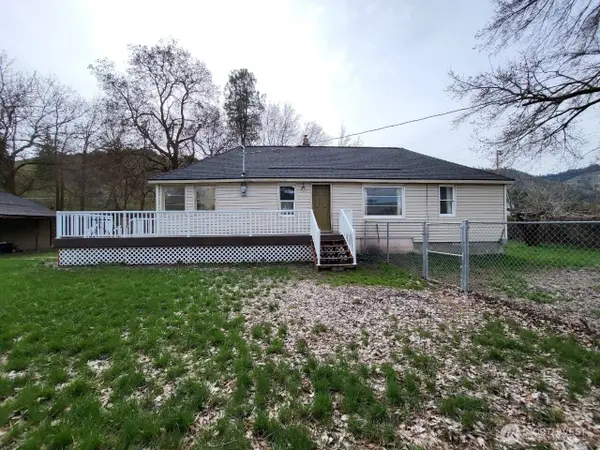 334 Chapel Street, Cashmere, WA 98815