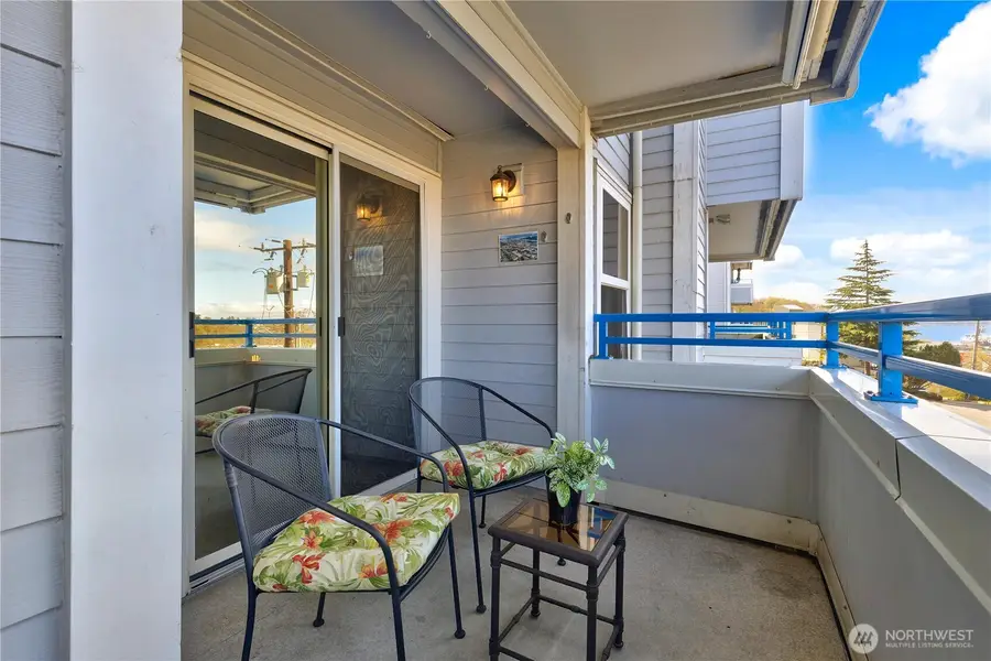 2244 13th Ave W #206, Seattle, WA 98119 - #2