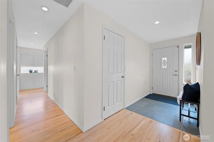 5918 128th Avenue Se, Bellevue, WA 98006 - #3