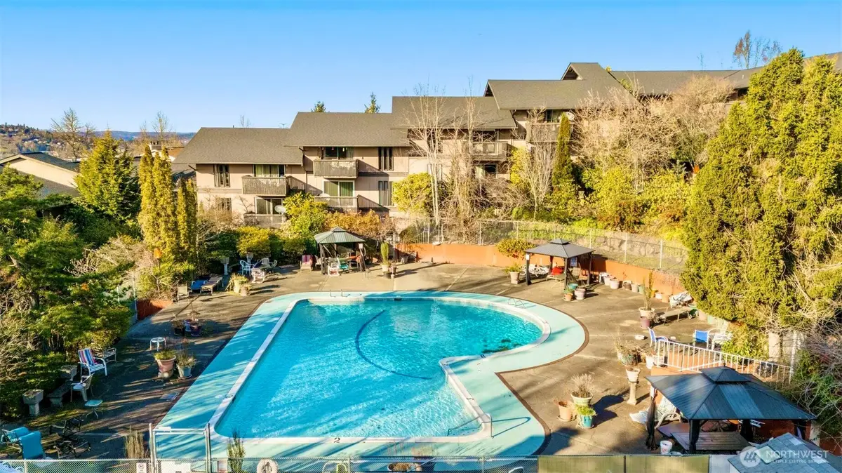 1425 S Puget Drive #I5, Renton, WA 98055 - #1