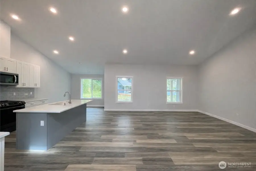 387 Sextans Avenue Sw, Ocean Shores, WA 98569 - #3