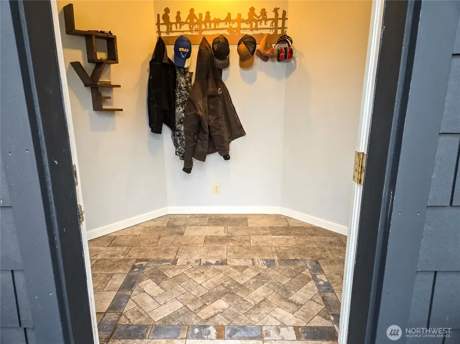 15 Anfair Lane, Curlew, WA 99118 - #3